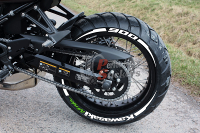 Kawasaki Ninja Z-900 + Stripes, Set For 2 Tires Both Sides Left And Right (1991)