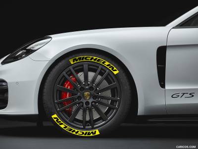 MİCHELİN BLACK & YELLOW , a Set 4 for tires (258)