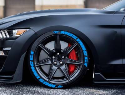 Mustang GT + Logo Blue, Set for 4 Tires (2018)