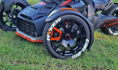 Ryker can-am with orange detail , set for 3 tires (497)