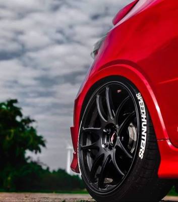 SPEEDHUNTERS WHITE , a Set for 4 tires (251)
