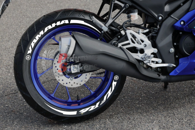 Yamaha YZF R6 + Stripes + Logo, Set For 2 Tires Both Sides Left And Right (1956)