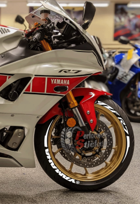 Yamaha YZF R7 + Stripes + Logo, Set For 2 Tires Both Sides Left And Right (1962)